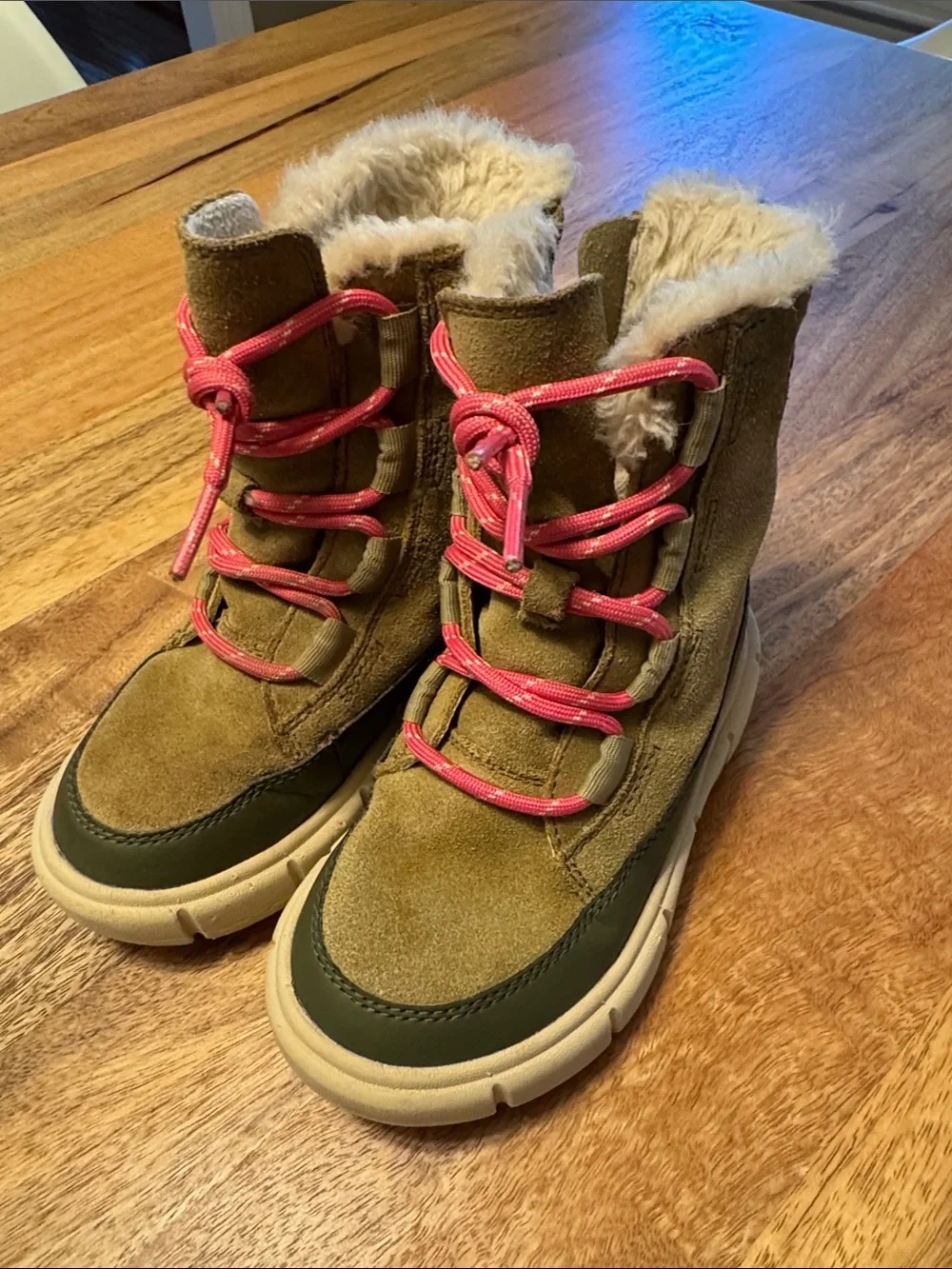 Sorel Kids size 10 Waterproof Olive Gree Winter Boots with Pink Accents